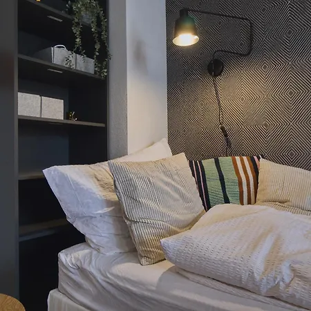 Penzion Downtown City-center - Zachastay 3*